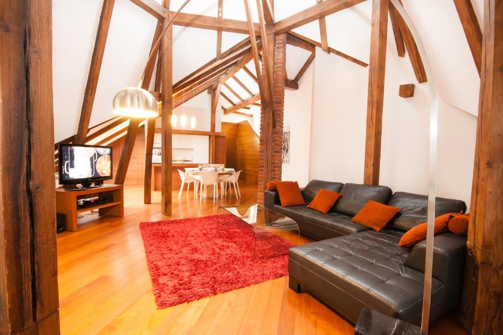Luxury Loft room 2